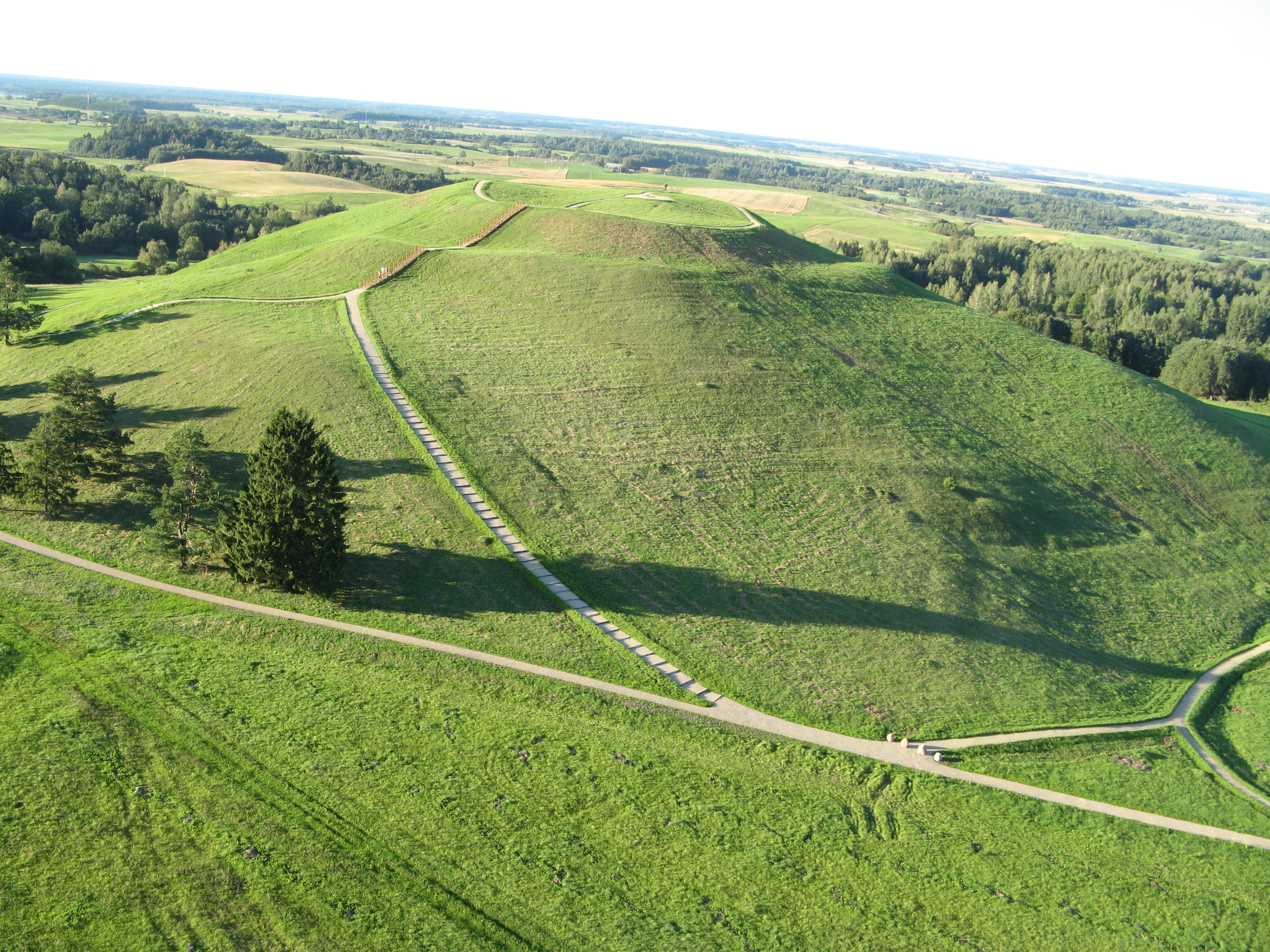 Šatrijos kalnas.jpg