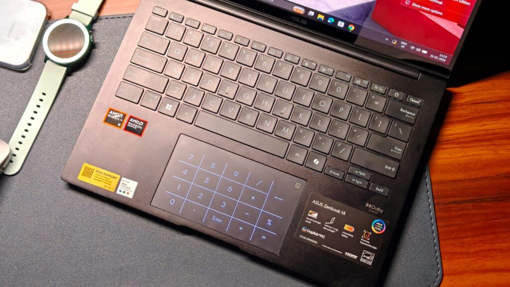 „ZenBook 14“ klaviatūros ir valdymo bloko vaizdas